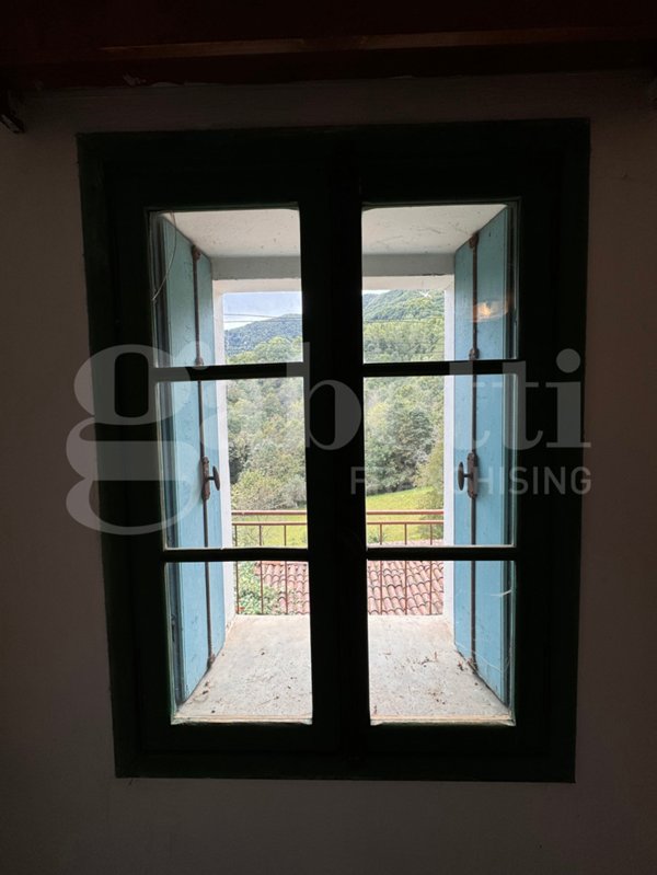 casa indipendente in vendita a Posina