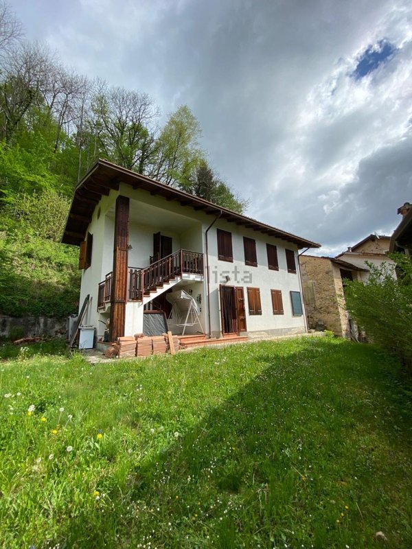 appartamento in vendita a Posina