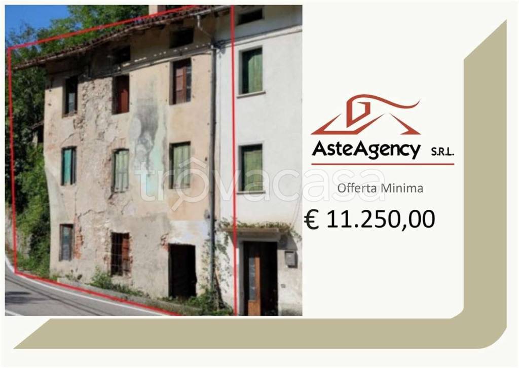 casa semindipendente in vendita a Posina in zona Fusine