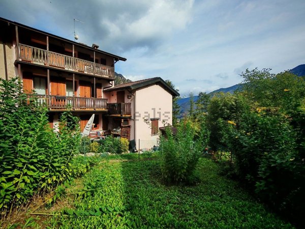casa indipendente in vendita a Posina
