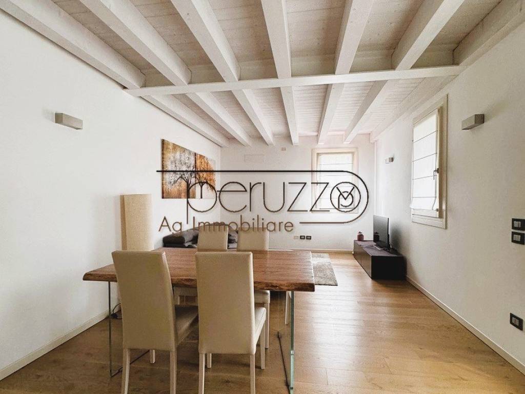 appartamento in vendita a Pove del Grappa