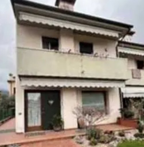 casa indipendente in vendita a Pove del Grappa