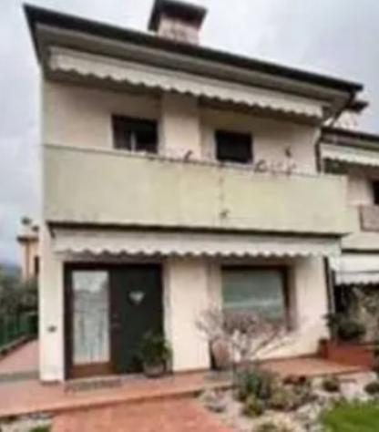 appartamento in vendita a Pove del Grappa