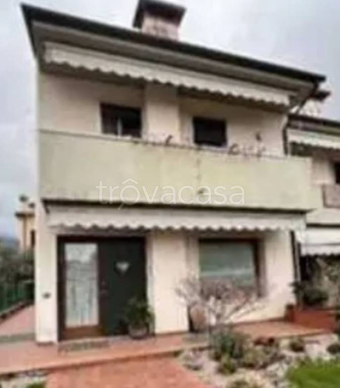 appartamento in vendita a Pove del Grappa