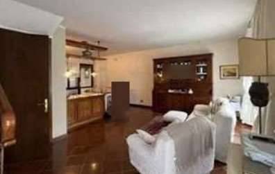 casa indipendente in vendita a Pove del Grappa