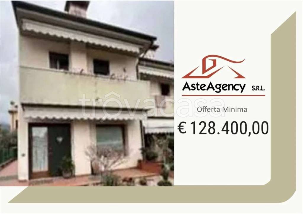 casa indipendente in vendita a Pove del Grappa