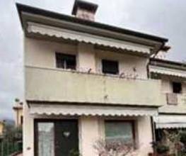 appartamento in vendita a Pove del Grappa