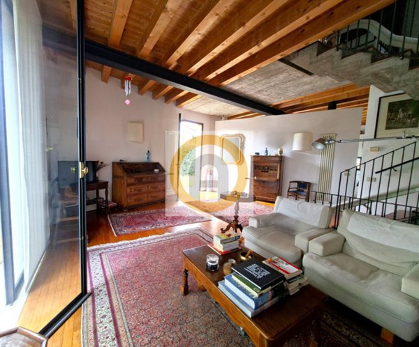 casa indipendente in vendita a Pove del Grappa