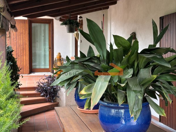 casa indipendente in vendita a Pove del Grappa