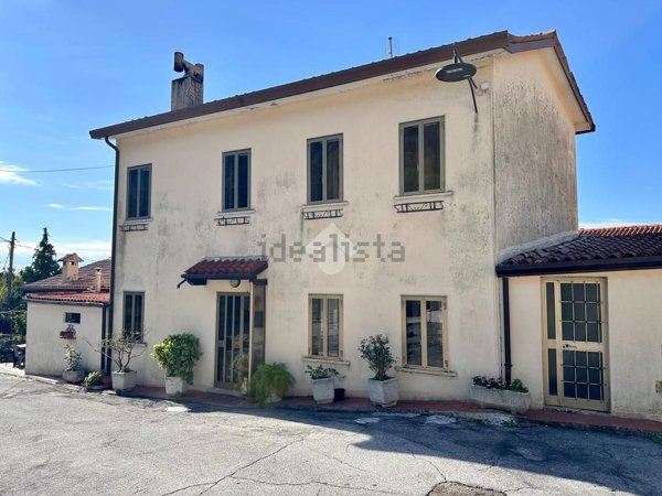 appartamento in vendita a Pove del Grappa