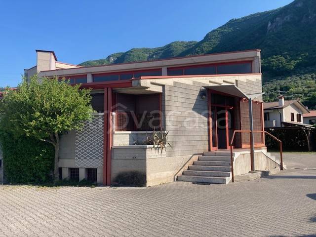 casa indipendente in vendita a Pove del Grappa