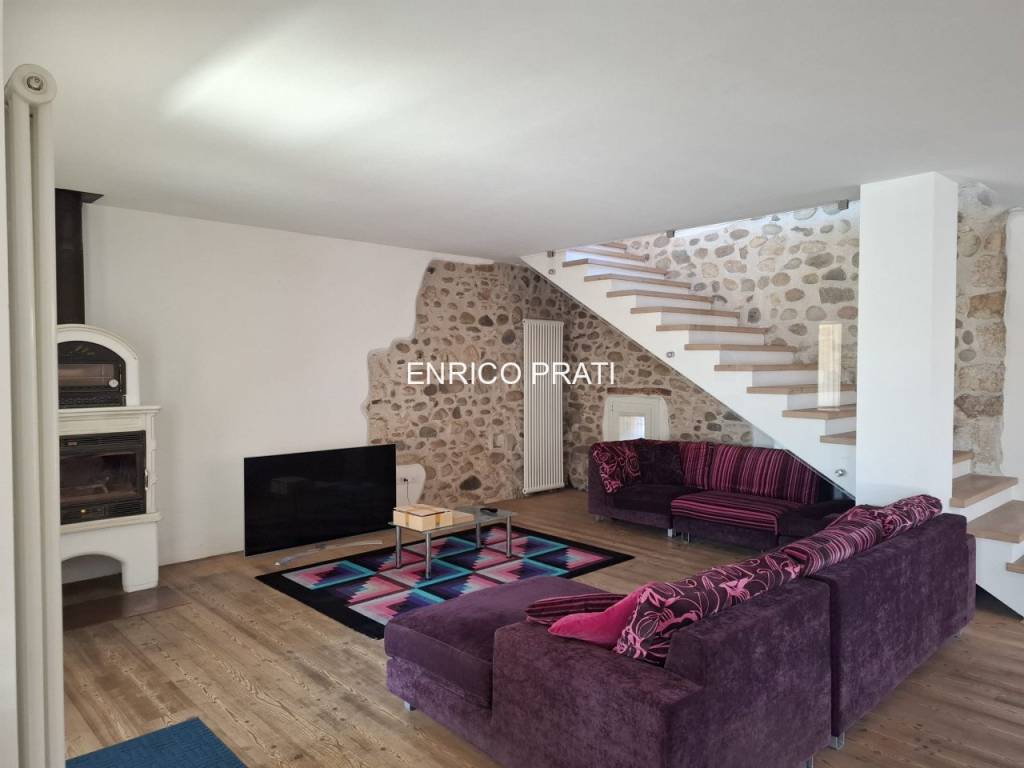 casa indipendente in vendita a Pove del Grappa