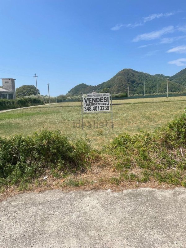 terreno edificabile in vendita a Pove del Grappa