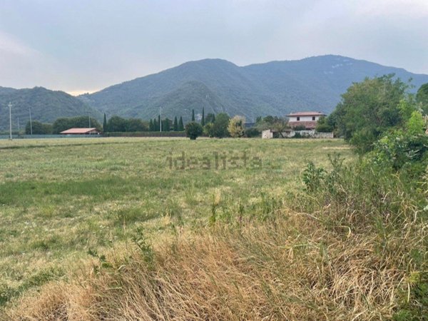 terreno edificabile in vendita a Pove del Grappa