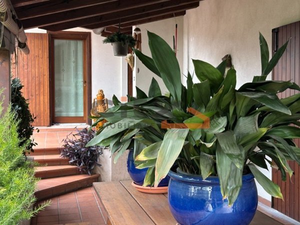 casa indipendente in vendita a Pove del Grappa