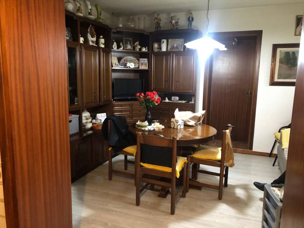 casa indipendente in vendita a Pozzoleone