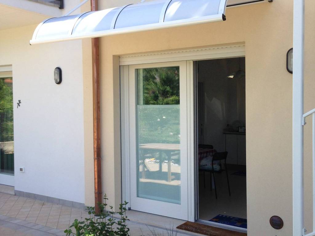casa indipendente in vendita a Pozzoleone