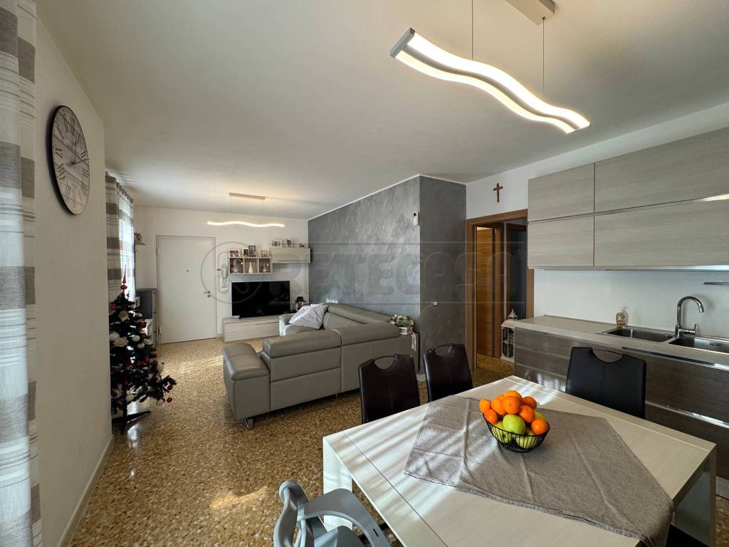 appartamento in vendita a Pozzoleone