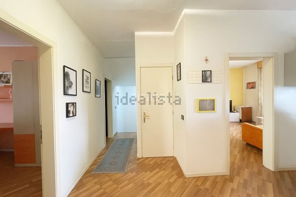 casa indipendente in vendita a Pozzoleone in zona Belvedere