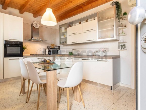 appartamento in vendita a Pozzoleone