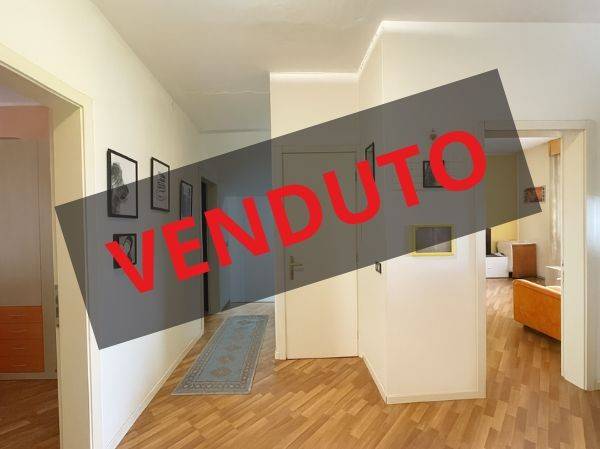 casa indipendente in vendita a Pozzoleone