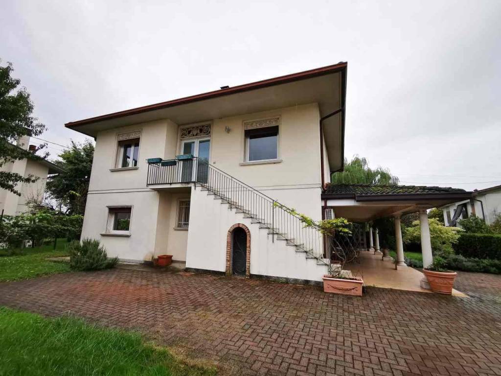 casa indipendente in vendita a Quinto Vicentino