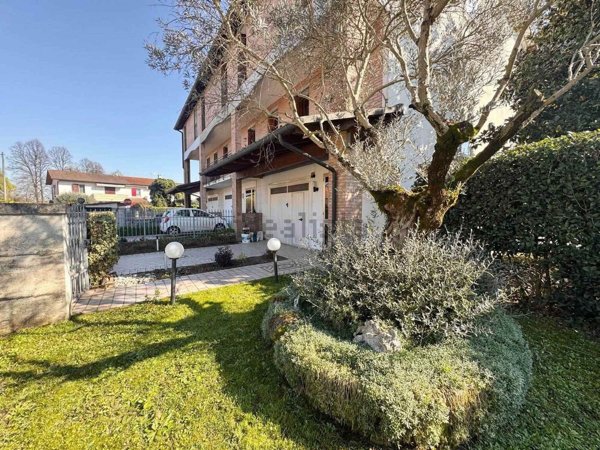casa indipendente in vendita a Quinto Vicentino