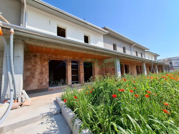 casa indipendente in vendita a Quinto Vicentino