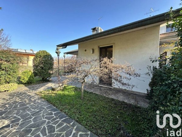 casa indipendente in vendita a Quinto Vicentino