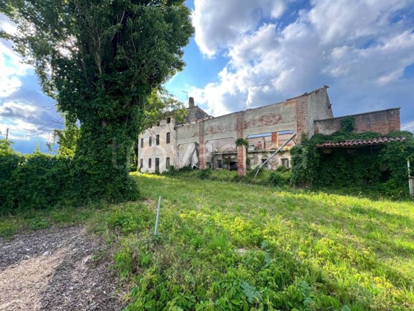 casa indipendente in vendita a Quinto Vicentino