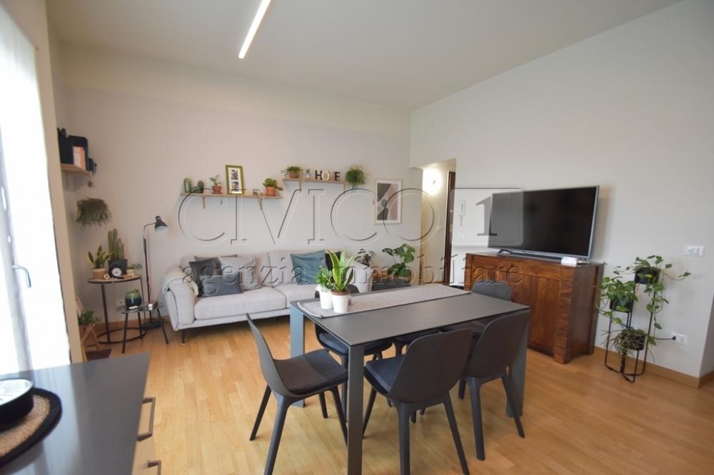 appartamento in vendita a Quinto Vicentino in zona Villaggio Monte Grappa