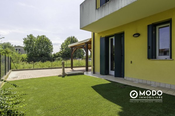 casa indipendente in vendita a Quinto Vicentino
