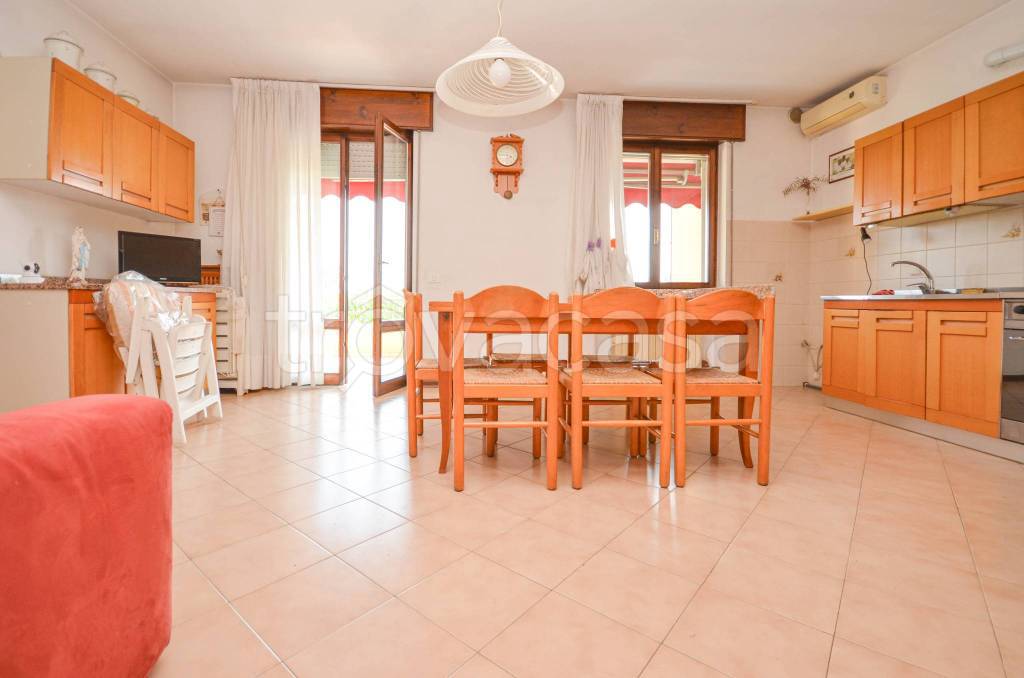 casa indipendente in vendita a Quinto Vicentino