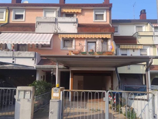 casa indipendente in vendita a Quinto Vicentino