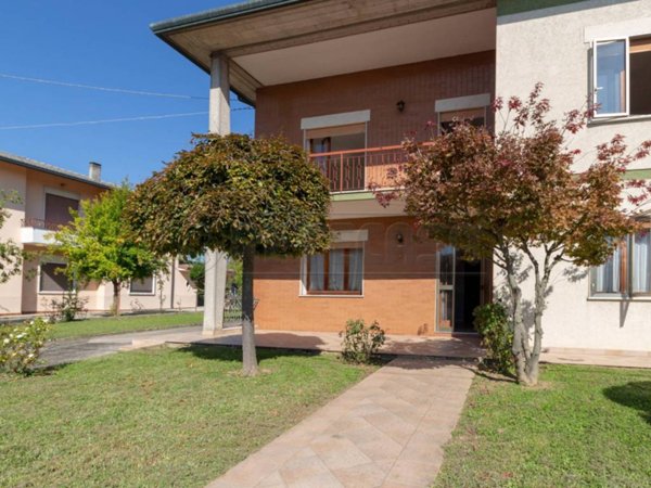 casa indipendente in vendita a Quinto Vicentino