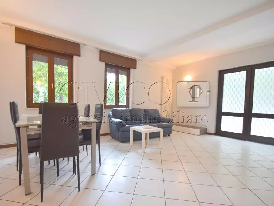 appartamento in vendita a Quinto Vicentino in zona Villaggio Monte Grappa