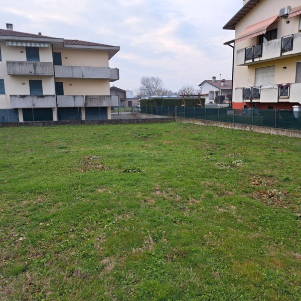 terreno edificabile in vendita a Quinto Vicentino in zona Valproto