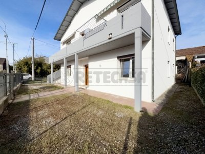 casa indipendente in vendita a Quinto Vicentino in zona Lanzè