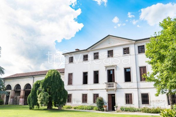 casa indipendente in vendita a Quinto Vicentino in zona Lanzè