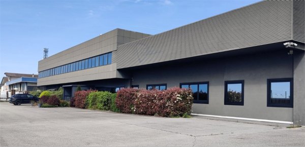 locale di sgombero in vendita a Quinto Vicentino