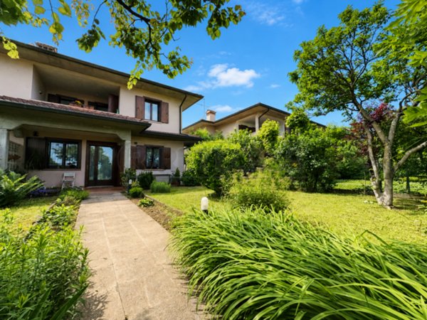casa indipendente in vendita a Quinto Vicentino