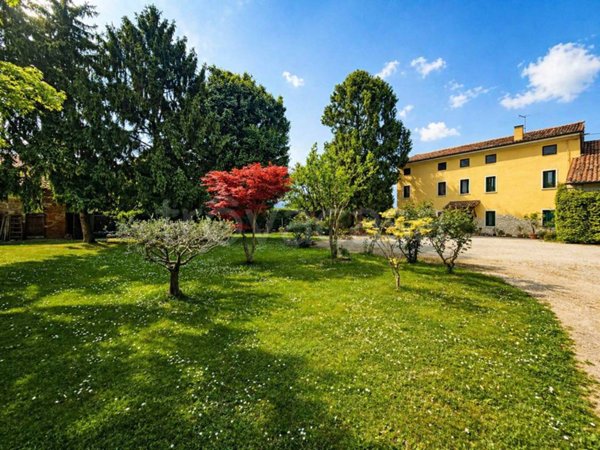 casa indipendente in vendita a Quinto Vicentino