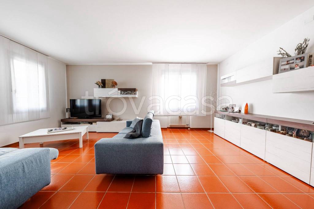 casa indipendente in vendita a Quinto Vicentino
