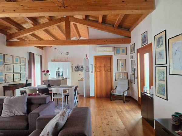 casa indipendente in vendita a Quinto Vicentino