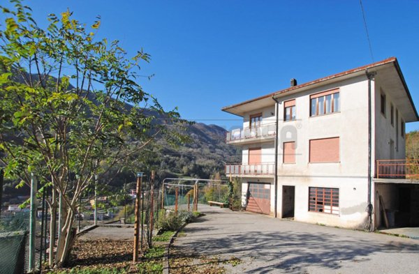 appartamento in vendita a Recoaro Terme in zona Rovegliana