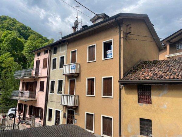 casa semindipendente in vendita a Recoaro Terme
