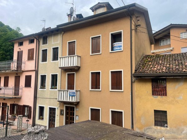 casa semindipendente in vendita a Recoaro Terme