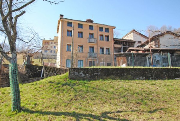 casa indipendente in vendita a Recoaro Terme in zona Merendaore