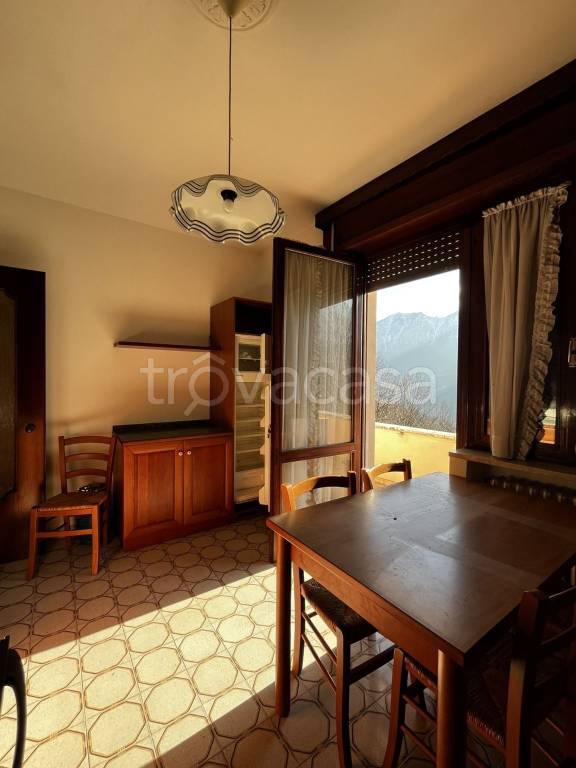 casa indipendente in vendita a Recoaro Terme in zona Merendaore