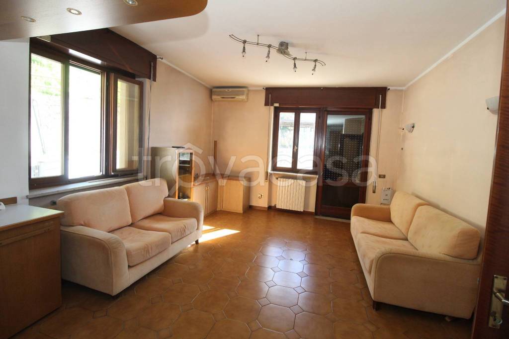 appartamento in vendita a Recoaro Terme in zona Rovegliana